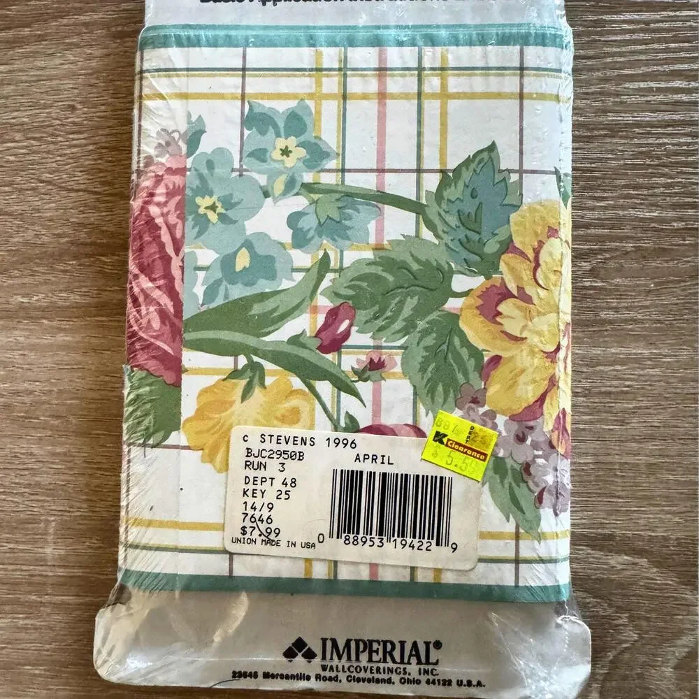 Vintage 1996 Ashley Taylor Floral Wall Border 5 Yards, Pre-Pasted & Strippable